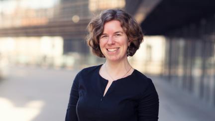 Esther De Loof